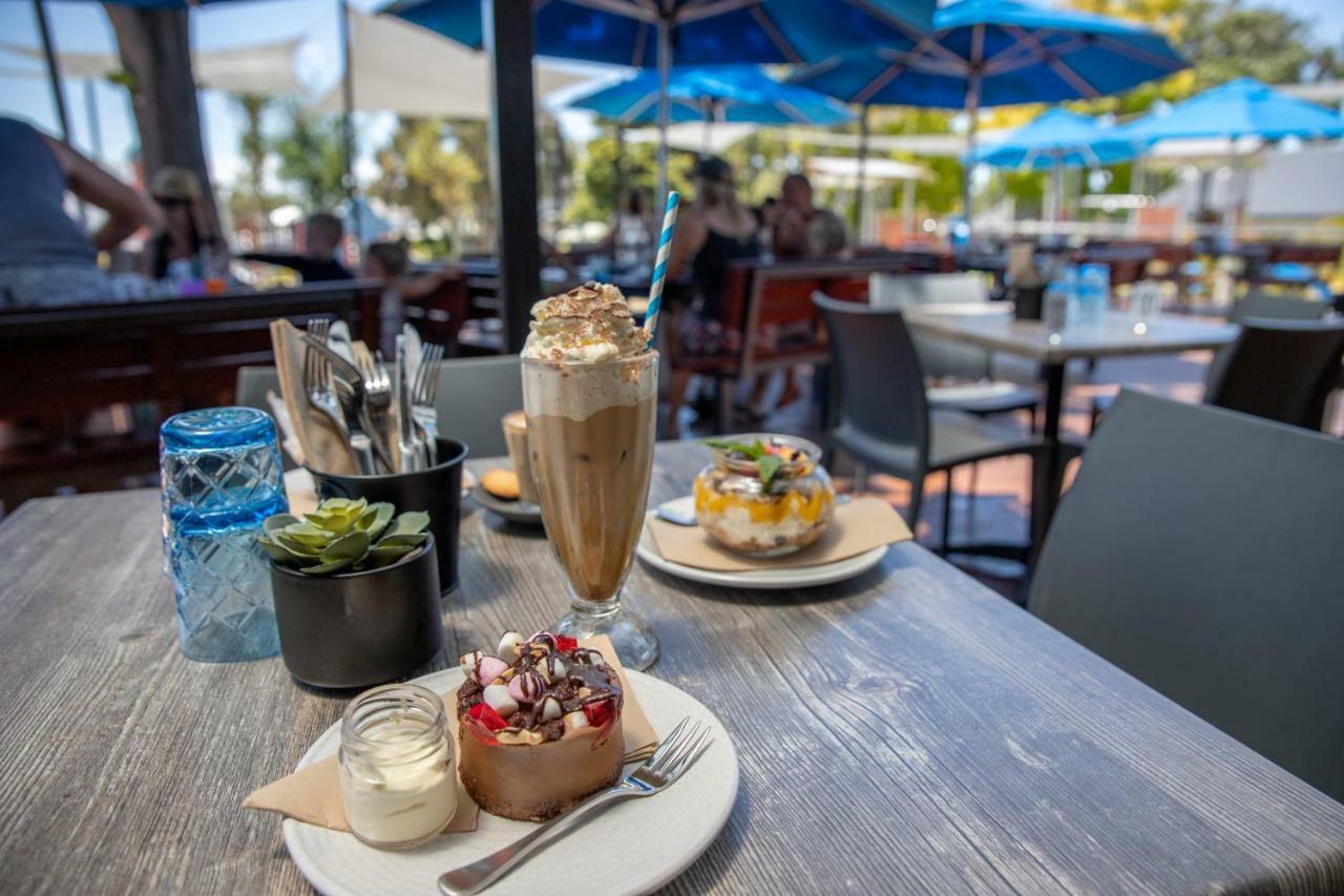 Karrinyup Waters Resort Пърт Екстериор снимка