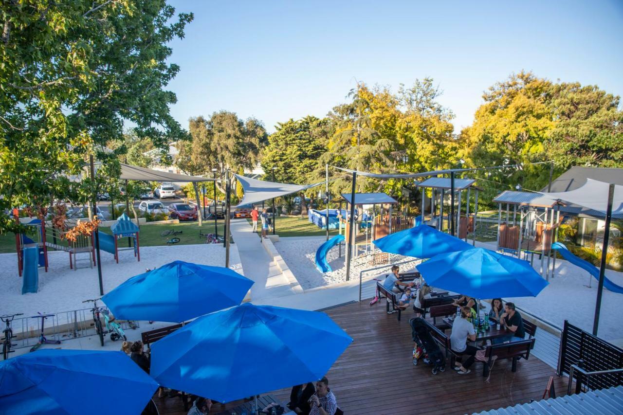 Karrinyup Waters Resort Пърт Екстериор снимка