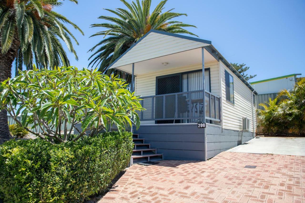 Karrinyup Waters Resort Пърт Екстериор снимка