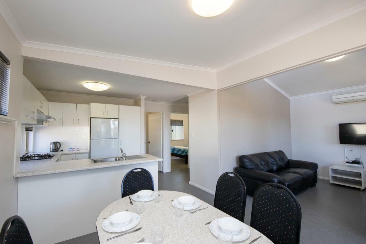 Karrinyup Waters Resort Пърт Екстериор снимка