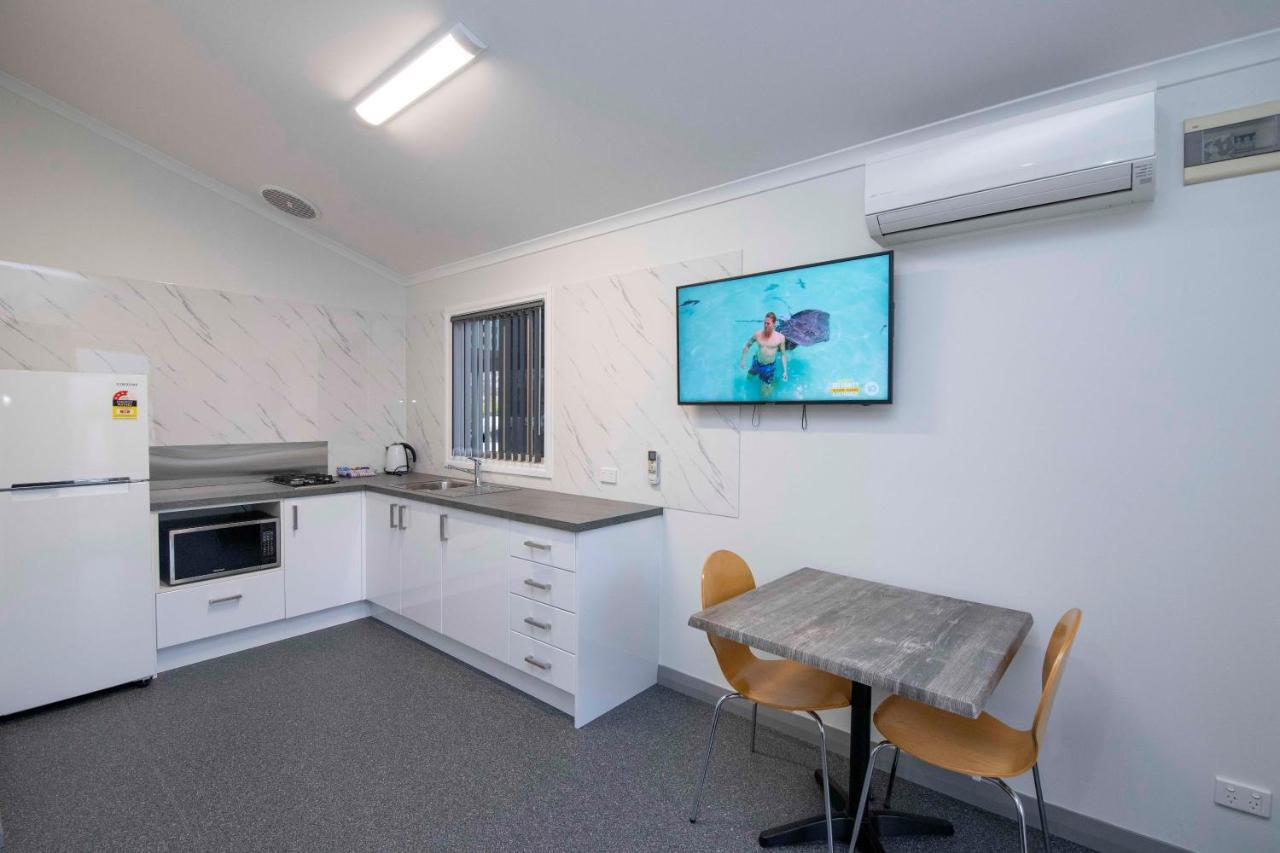 Karrinyup Waters Resort Пърт Екстериор снимка